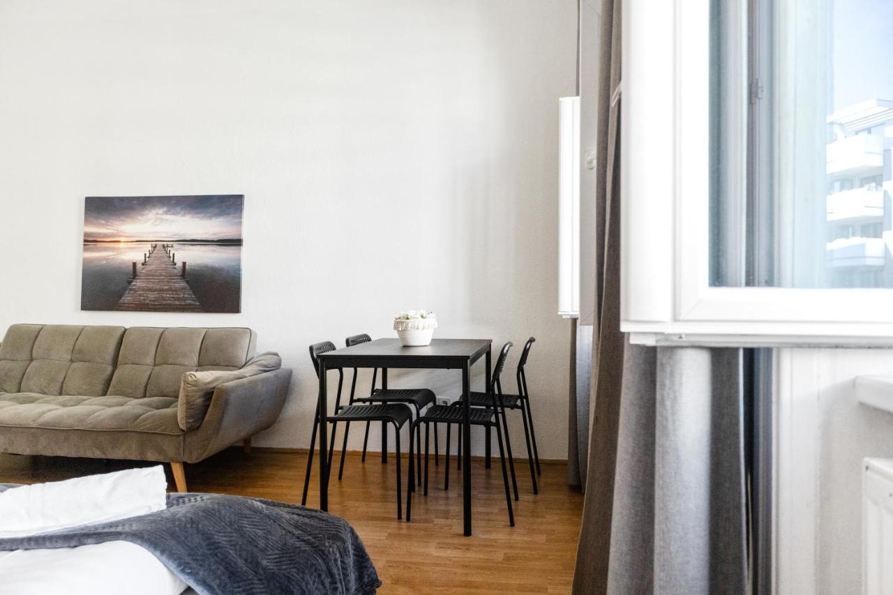 וינה Beautiful 2Br Aptartment 12 Minutes To Downtown מראה חיצוני תמונה