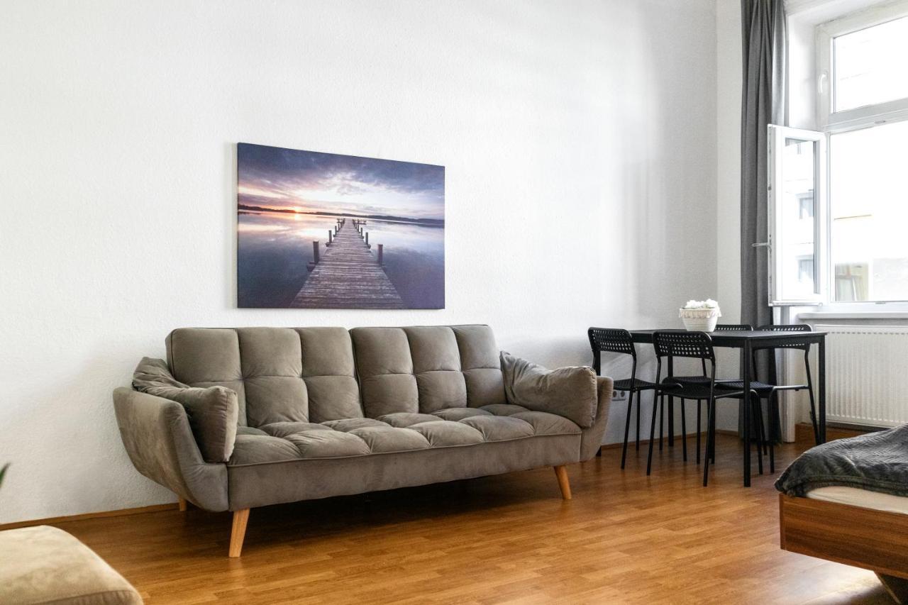 וינה Beautiful 2Br Aptartment 12 Minutes To Downtown מראה חיצוני תמונה